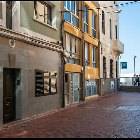 شقة Balcony Lounge