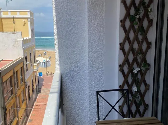 Balcony Lounge דירה *